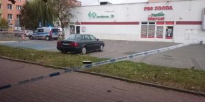Wykopano niewybuch przy sklepie spożywczym na ulicy Miodowej