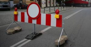 Ulica Kościuszki w Płocku całkowicie zamknięta dla ruchu. Utrudnienia potrwają do 10 listopada