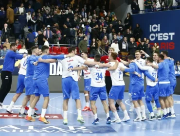 ORLEN Wisła Płock pokonała Mistrzów Francji. Niebiesko – biało – niebiescy wracają do Polski z kompletem punktów!