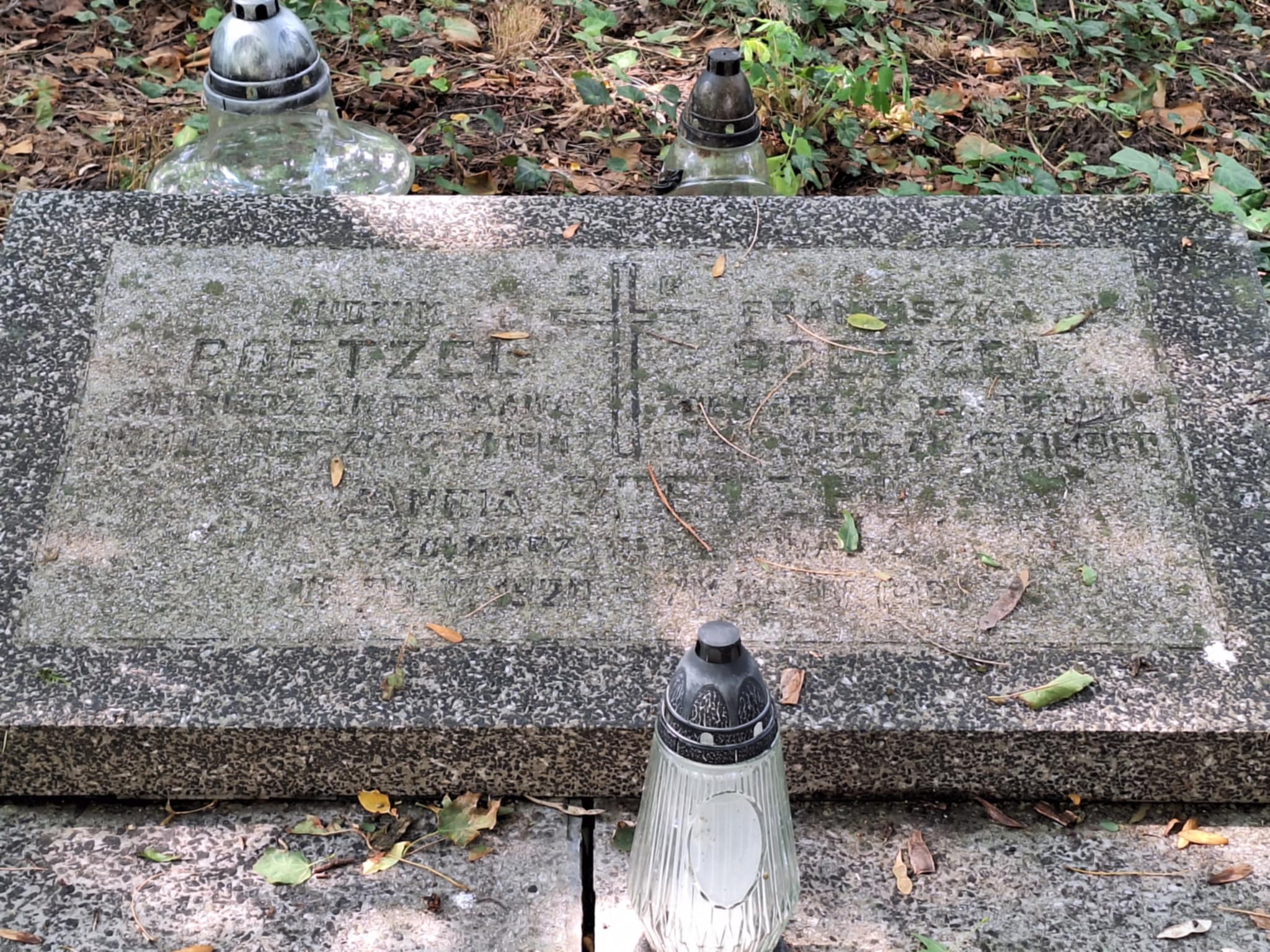 Za życia brano ją za zdrajczynię. W rzeczywistości miała pseudonim „Mira” i ratowała ludzi