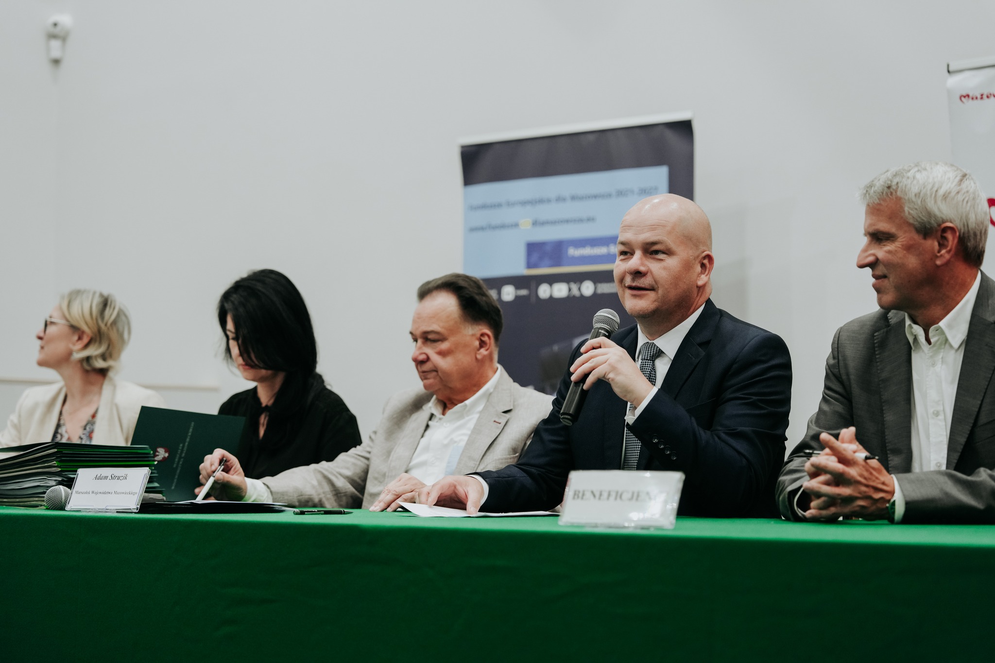 Nowe autobusy i nowoczesny sprzęt! Do Płocka spłynęła unijna dotacja na kilkadziesiąt milionów złotych