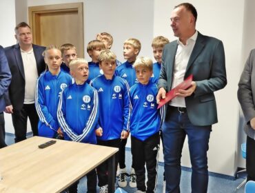 Kasa wprost z ministerstwa sportu i turystyki dla Wisły Płock. Prezes klubu zapewnia, że „środki trafią w odpowiednie miejsce”