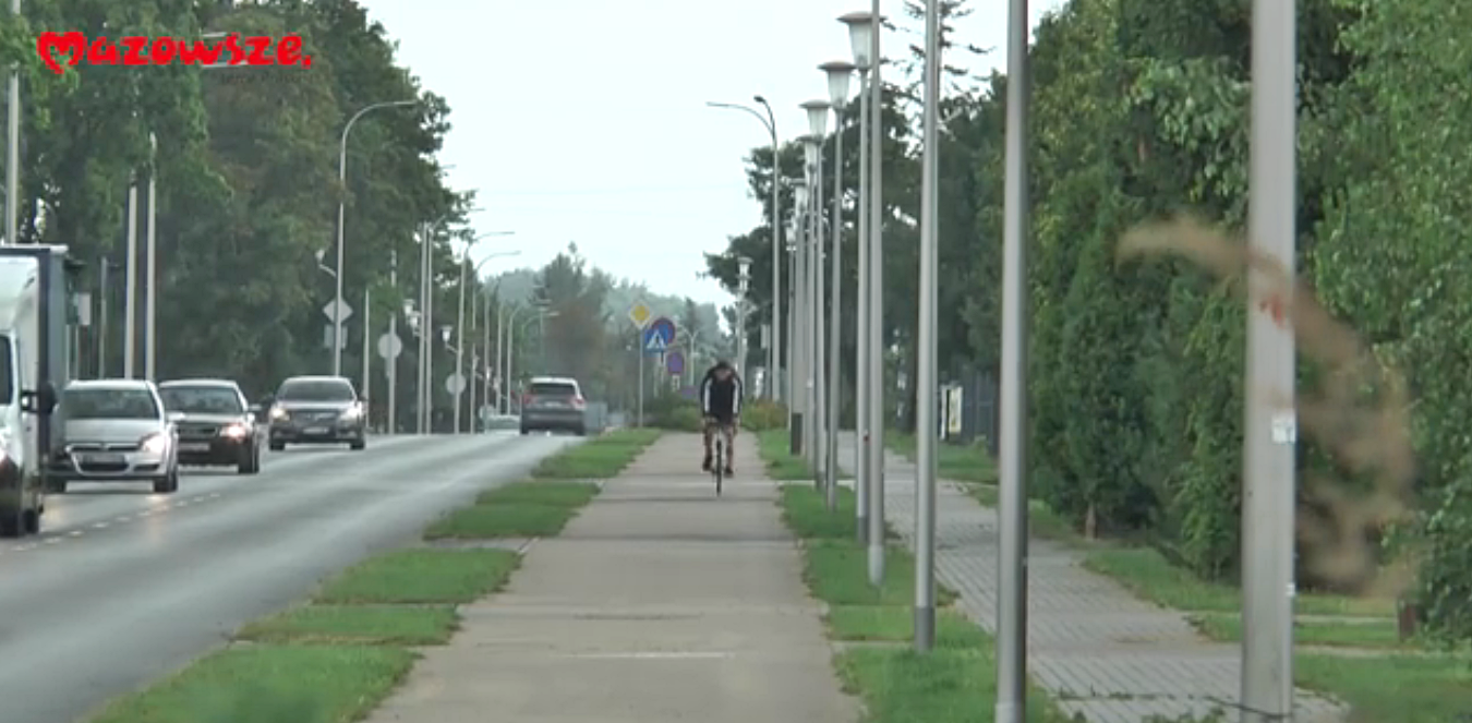 Informacje z Mazowsza. Budowa kolejnych ścieżek rowerowych, wymiana torów oraz o pożegnaniu lata [FILM]