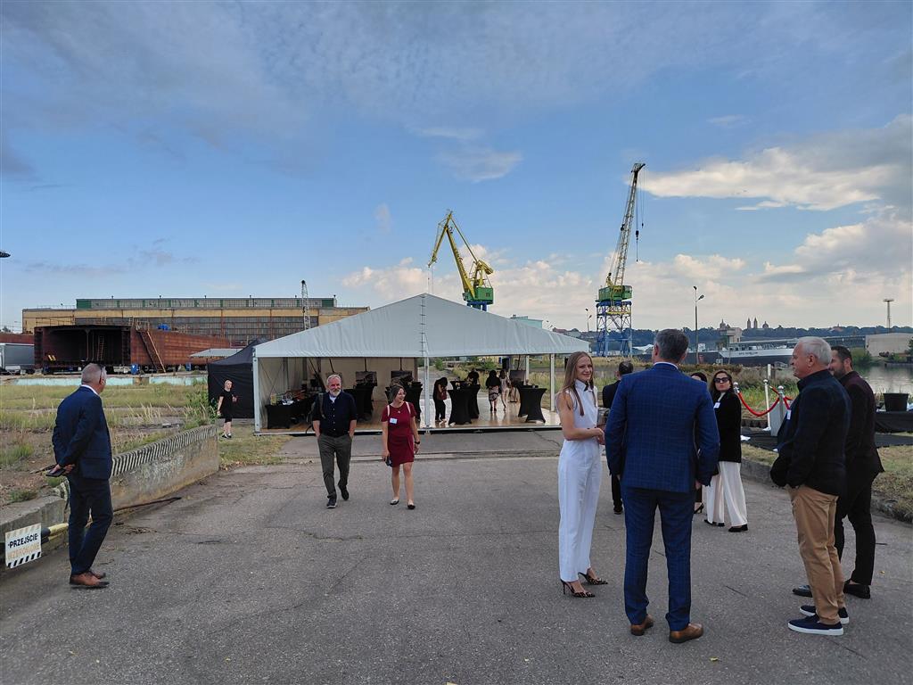 Imponujące plany kompletnie nowego osiedla, które powstanie w Płocku. Kamień węgielny wmurowany. Pierwsi mieszkańcy za dwa lata [FOTO]