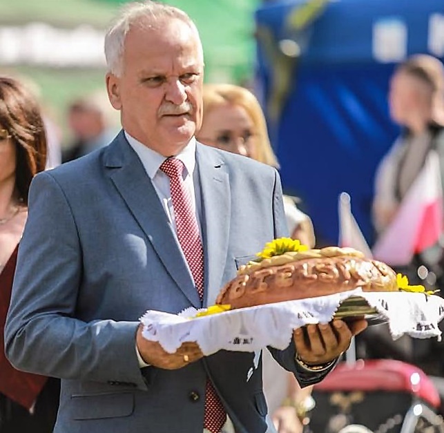 Złe wspomnienia i poruszające słowa o rodzinach rolników. Wójt gminy: mam nadzieję, iż te dożynki wpiszą się w historię Bielska [FOTO]
