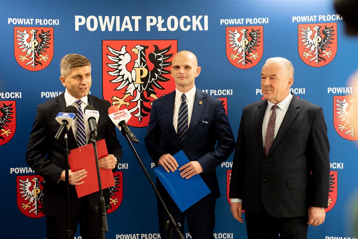 Mieszkańcy powiatu płockiego jeszcze bardziej w… Europie! Chodniki i ścieżki rowerowe połączą wiele miejscowości [FOTO]