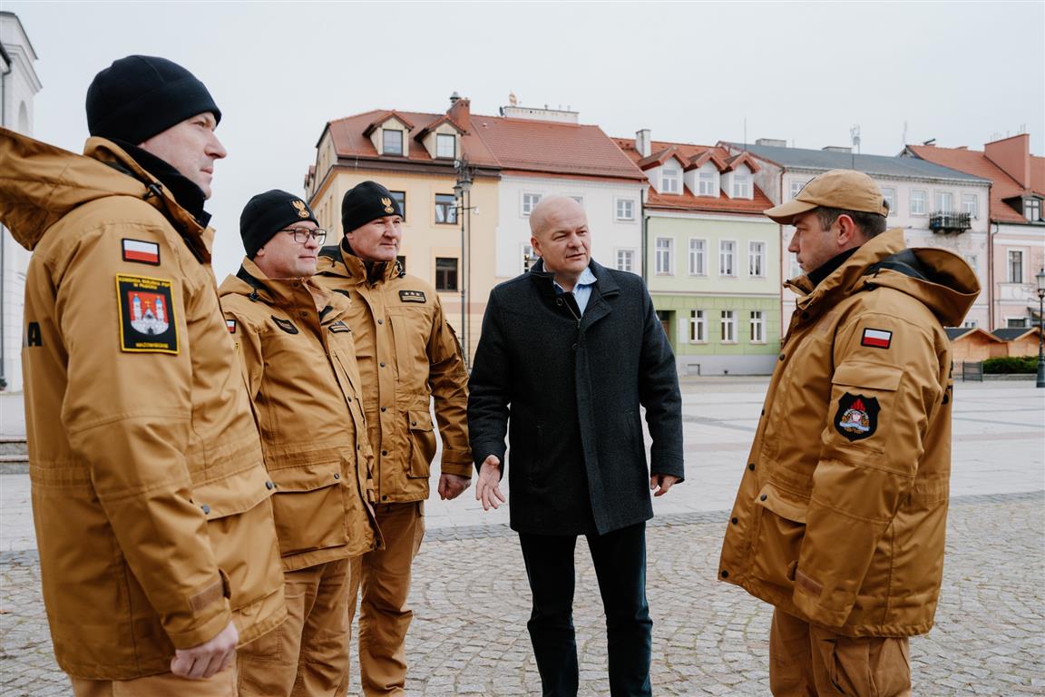 Nowoczesny samochód na wyposażeniu PSP w Płocku. Kosztował prawie 4,5 mln zł. Kto zapłacił? [FOTO]