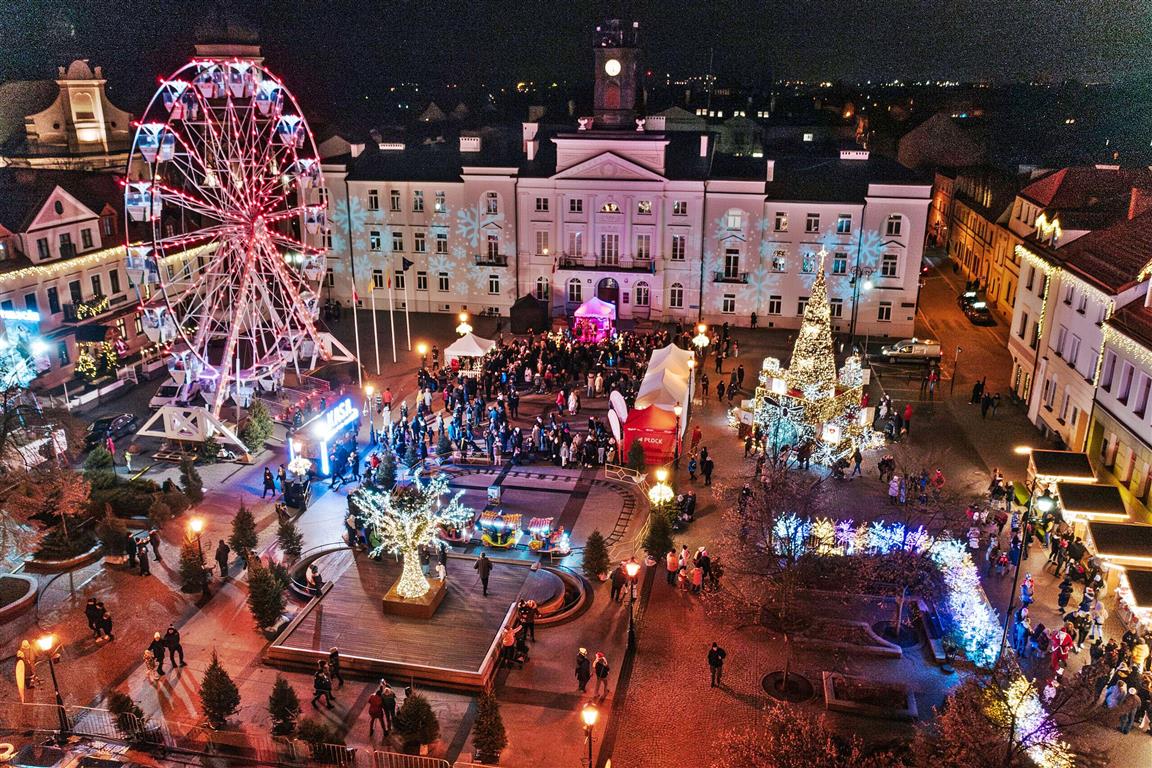 Odliczanie czasu do Bożego Narodzenia w Płocku rozpoczyna się już dziś! Na początek Wioska Świętego Mikołaja, następnie…