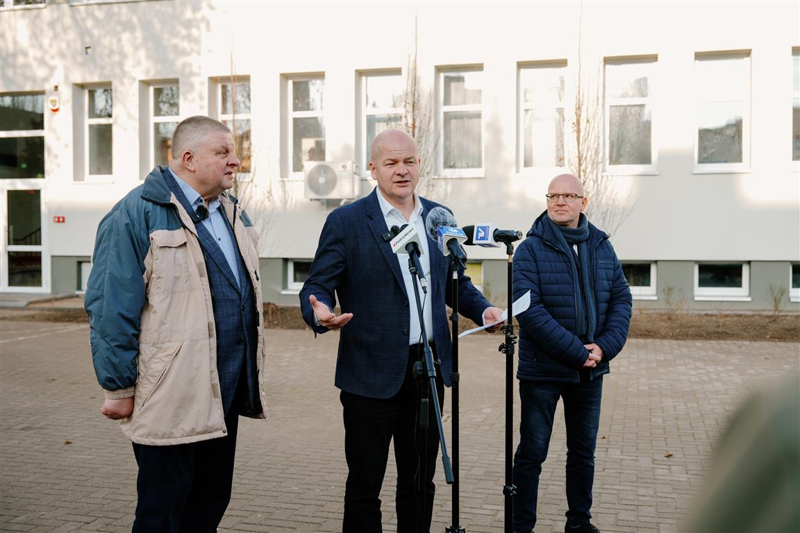 Szereg prac w płockim „Ekonomiku”. Wszystko po to, aby było oszczędniej. To zaledwie część większego projektu [FOTO]