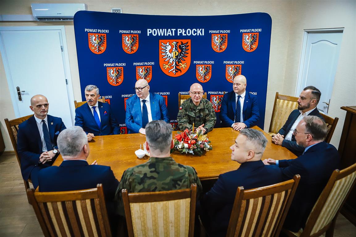 To już pewne. Wojsko wraca na ziemię płocką. Około 5 hektarów wraz z obiektami w Trzepowie przekazane MON [FOTO]