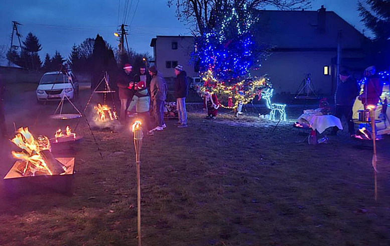 Czas wigilii, to czas magiczny. Na pewno przekonali się o tym mieszkańcy Zągot w powiecie płockim [FILM] [FOTO]