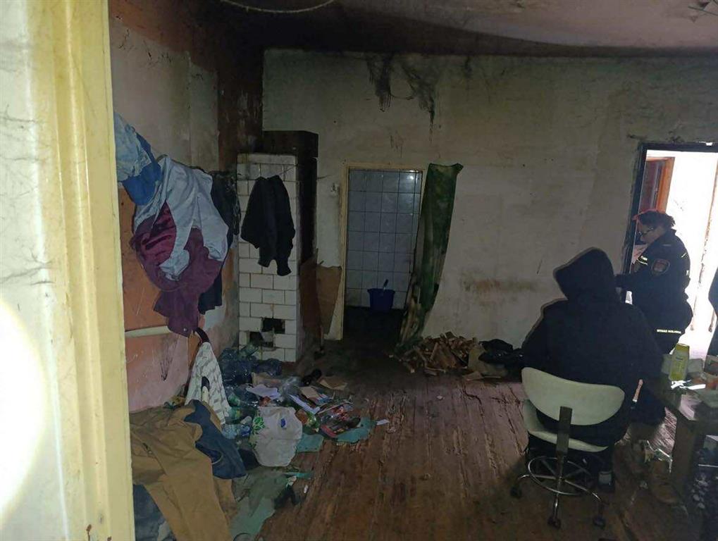 Siarczyste mrozy to ogromne zagrożenie dla osób bezdomnych. istotny apel płockich strażników do mieszkańców!