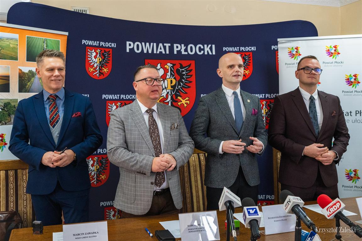 To już nie będzie ścieżka, a trasa rowerowa. Połączy dwie gminy powiatu płockiego. Starosta zapowiada kolejne… [FILM] [FOTO]