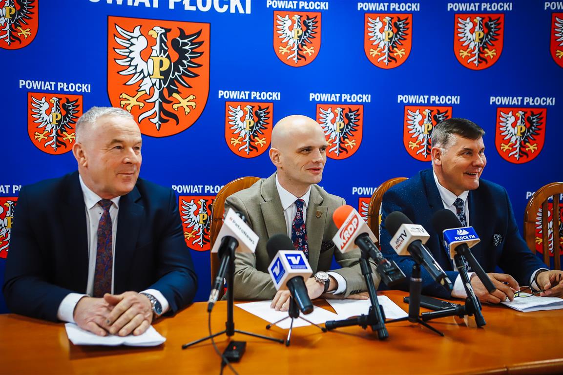 Cały powiat płocki w jednym miejscu. Na co w tym roku przeznaczono rekordowy budżet? Mnóstwo inwestycji i przedsięwzięć…