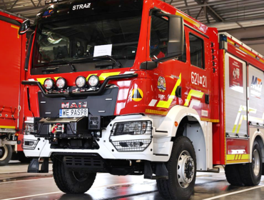 Strażacy z płockiej jednostki PSP bogatsi o nowoczesny sprzęt ratowniczo – gaśniczy. Pieniądze na zakup ze specjalnego programu [FOTO]