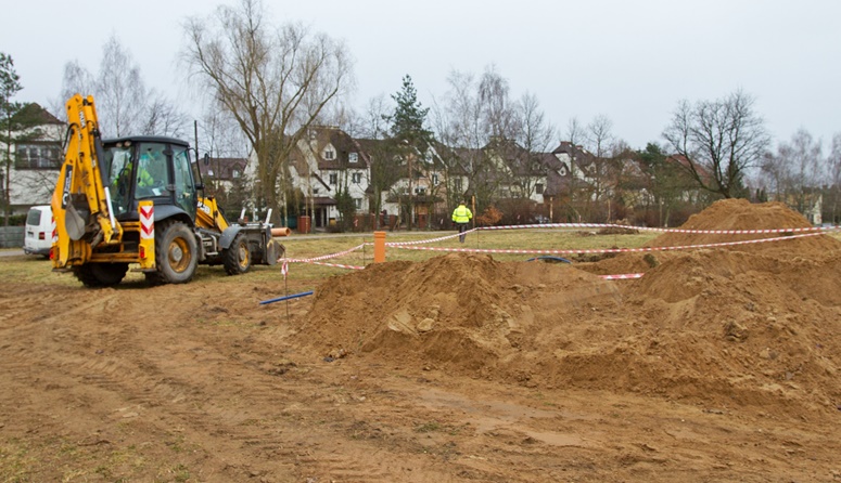 Dzielnica Płocka zyska miejsce do rekreacji 'zatopione’ w zieleni. Polana rekreacyjna, siłownia, plac zabaw, a choćby Flow Park czy psi park… [FOTO]