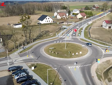 Informacje z Mazowsza. O nowym rondzie, 15 mln zł z UE dla Sieci Badawczej Łukasiewicz oraz nowoczesnym transporcie… [FILM]