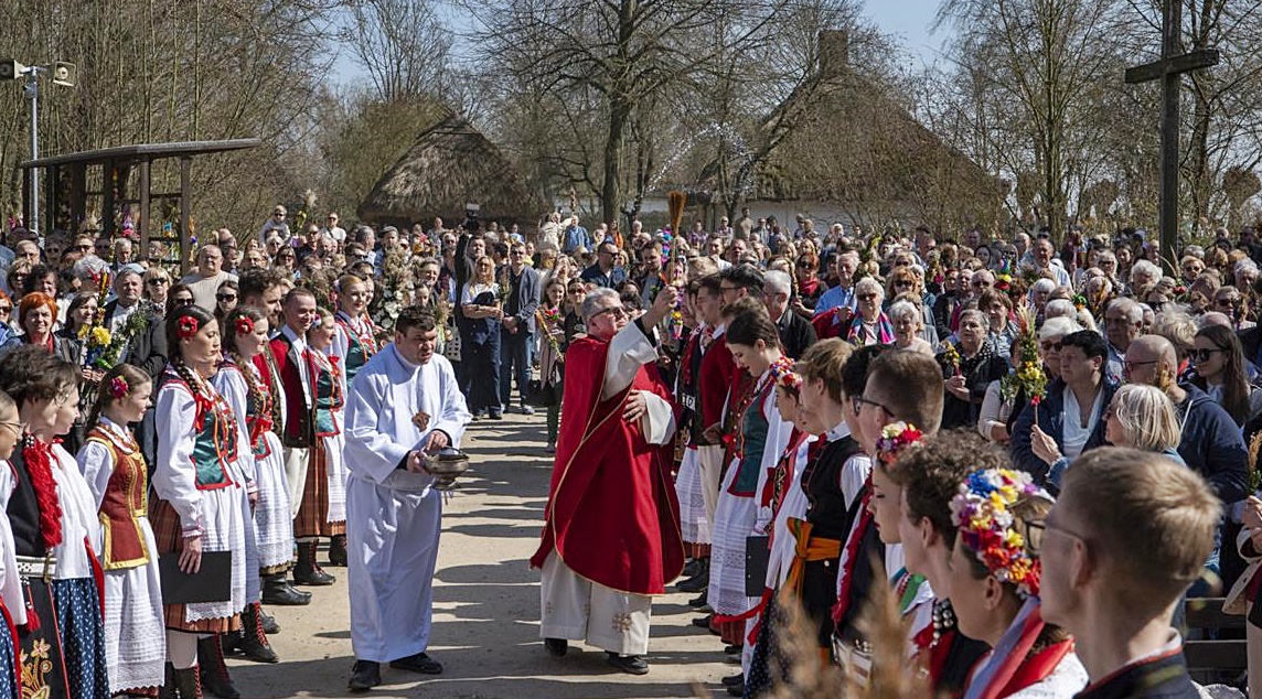 Sierpecki skansen zaprasza na Niedzielę Palmową. Przewidziano uroczystą mszę św., procesję oraz mnóstwo atrakcji [FOTO]