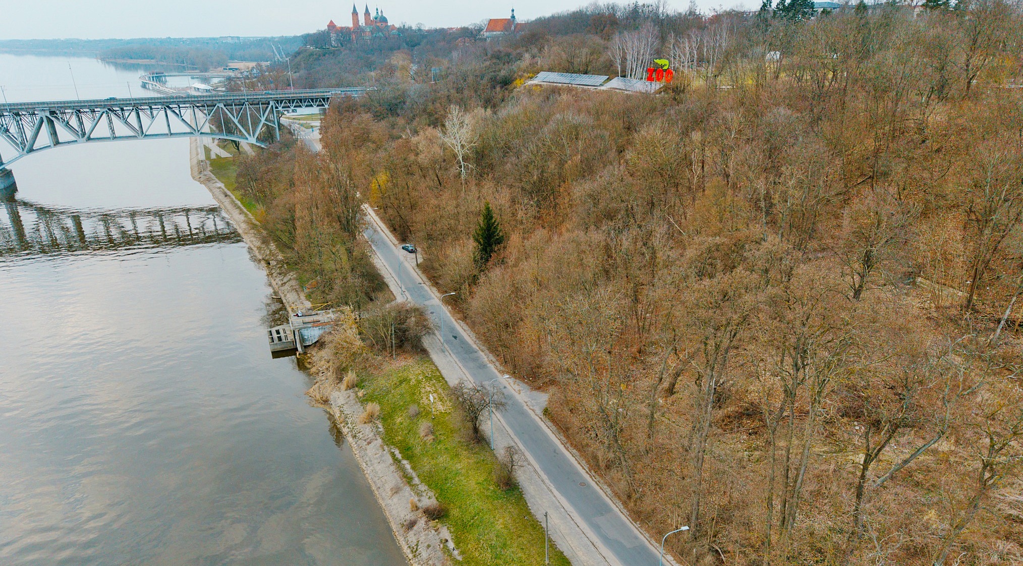 Bulwary wiślane w Płocku przejdą rewitalizację na kolejnym odcinku. Od ulicy Mostowej w stronę PTW…