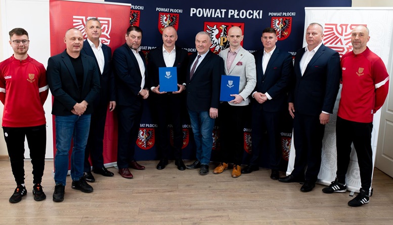 Pierwsza taka kadra w województwie mazowieckim. W powicie płockim 'wyłowią’ i wyszkolą utalentowane piłkarki i piłkarzy [FOTO]