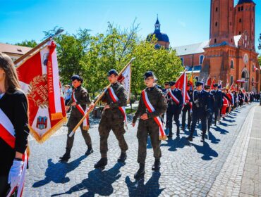 Płockie obchody Święta Narodowego Trzeciego Maja. Ważne słowa o wspólnocie… [FOTO]