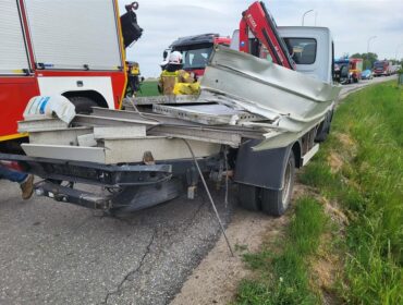 Zderzenie szynobusa z samochodem dostawczym. Groźne zdarzenie w Bronowie – Zalesiu (gm. Stara Biała)