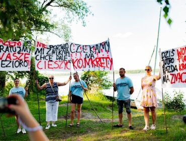 Słynne Jezioro Zdworskie w powiecie płockim 'umiera’. Mieszkańcy i władze apelują. RZGW odnosi się do sytuacji [FOTO]