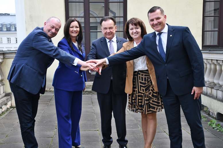 Wotum zaufania oraz absolutorium dla zarządu województwa mazowieckiego. Podsumowanie 2025 roku na Mazowszu