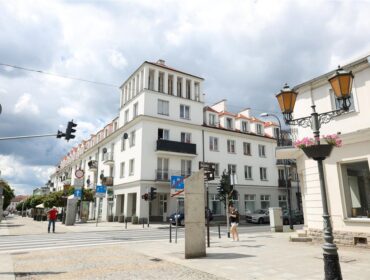 Całodobowa apteka w centrum Płocka? Ratusz szuka oferenta. Budynek jest doskonale znany Płocczanom