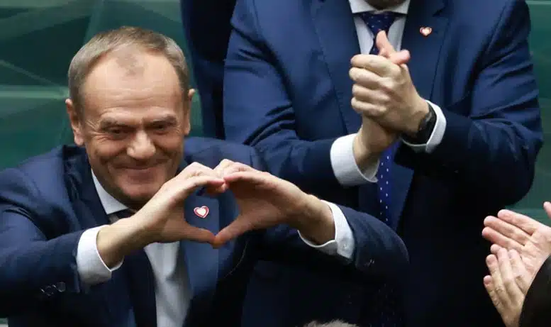 Bez fajerwerków, za to z konsekwencją. To nie jest rząd cudów. To rząd normalności [OPINIA]