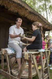 Tyle atrakcji, iż ho, ho… Sierpecki skansen zaprasza na Dzień Dziecka. Będzie się działo! [PROGRAM]