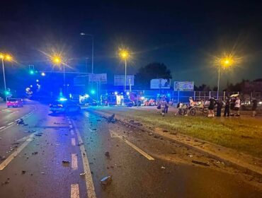 Nocny wypadek w Płocku. 31-letnia kobieta trafiła do szpitala