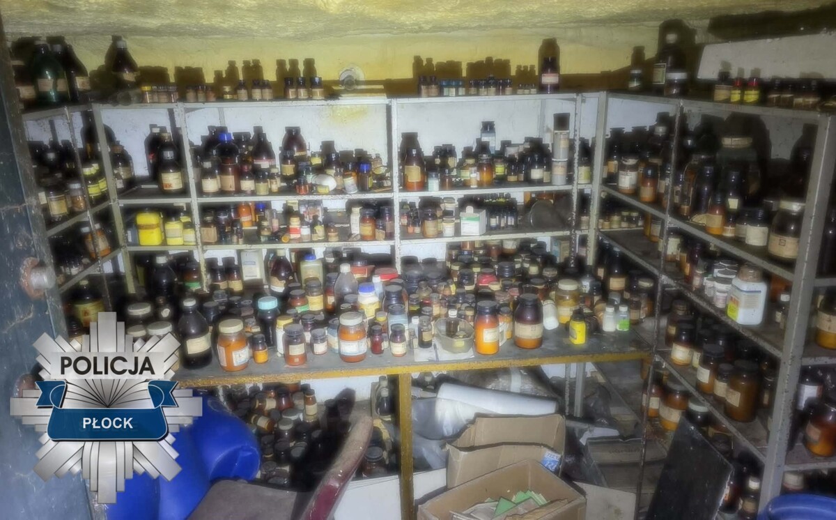 Kilkaset słoików z chemikaliami w jednym z budynków w Płocku. Co dalej ze śledztwem?