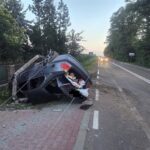 Dachowanie auta w gm. Radzanowo. Na szczęście nic się nikomu nie stało [FOTO]