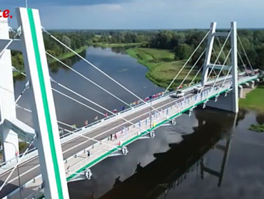 Informacje z Mazowsza. Otwarcie mostu, nowe karetki pogotowia i świetlice [FILM]