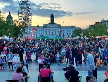 Dwa festiwale, food trucki i całe mnóstwo warsztatów. To wszystko przez cały weekend na Starym Rynku w Płocku!