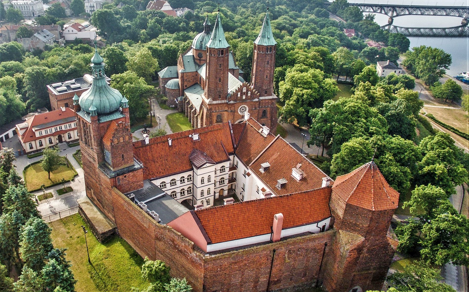 Jeden z najważniejszych zabytków Płocka przechodzi ogromny remont. Kiedy ponownie wybrzmi dzwon Zygmunta?