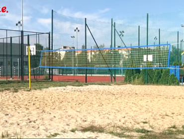 Informacje z Mazowsza. Pięknieje nam ziemia mazowiecka, oj pięknieje. Ogromne inwestycje w bazę sportową, instytucje kultury… [FILM]