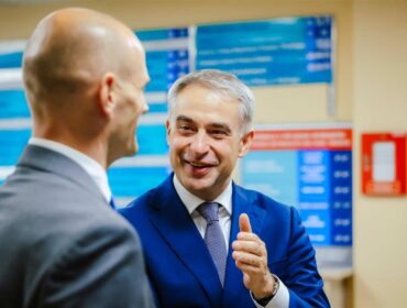 Wicepremier Krzysztof Gawkowski odwiedził Płock. List intencyjny, spotkanie z uczniami i studentami. Temat wiodący – cyberbezpieczeństwo [FILM] [FOTO]